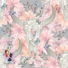 Load image into Gallery viewer, Cow Skull Pastel | Knit | Retail | Average Scale