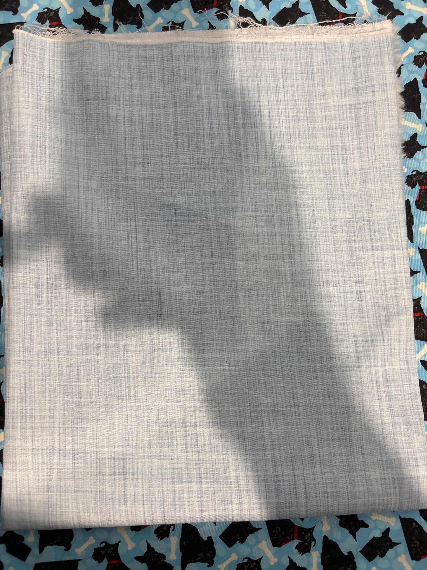 REMNANT: Blue linen look WOVEN