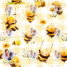 Load image into Gallery viewer, APRIL Pre-Order (2): Adorable Bee
