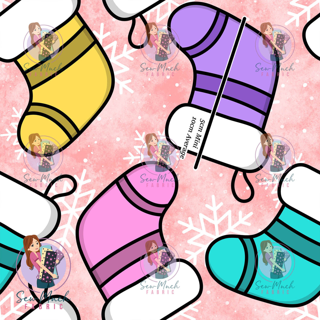 Christmas: Stocking | Woven | Retail | Average Scale