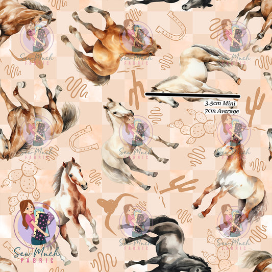 Horses Beige | Canvas | Retail | Average Scale
