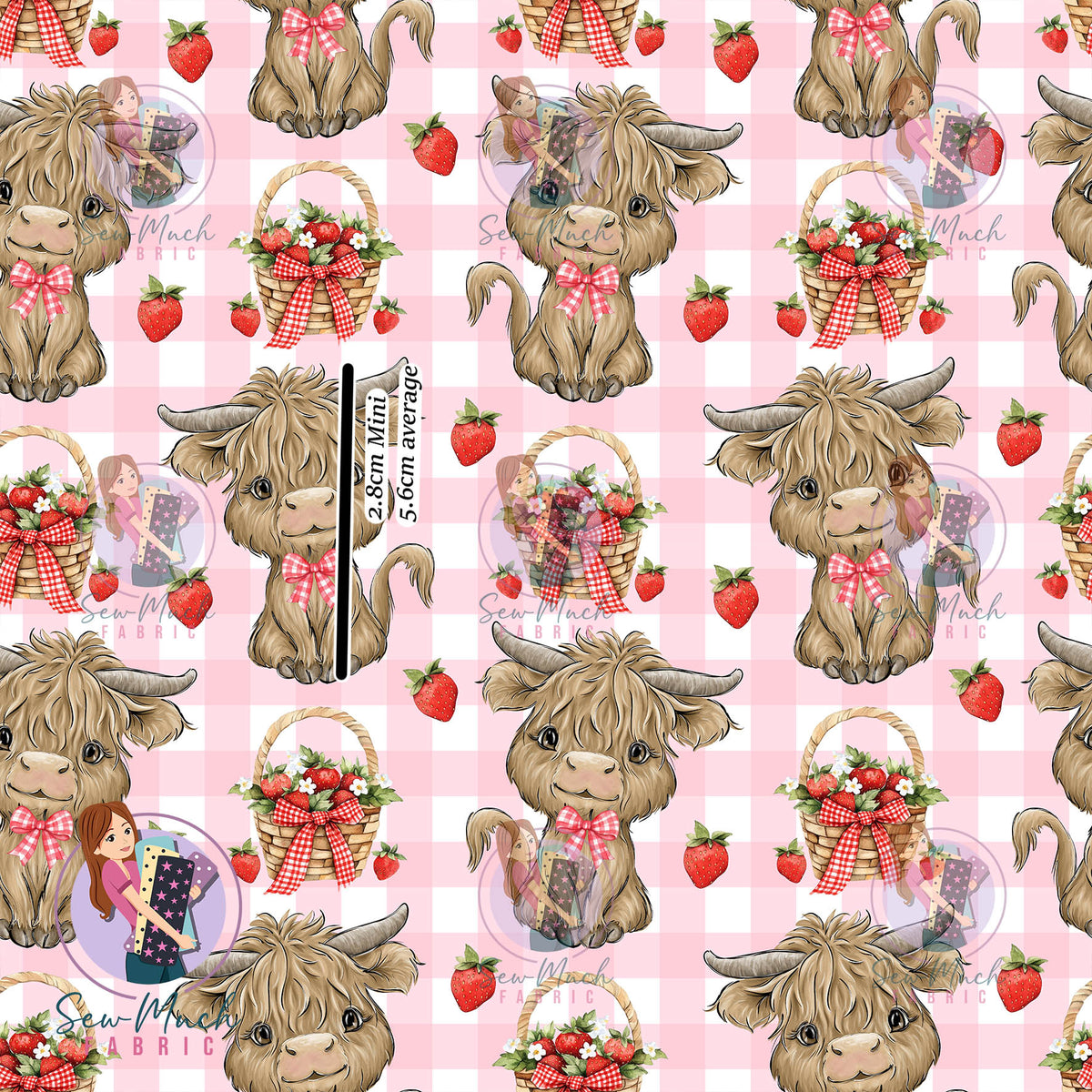 Highland Cow Strawberries | Woven | Retail | MINI Scale