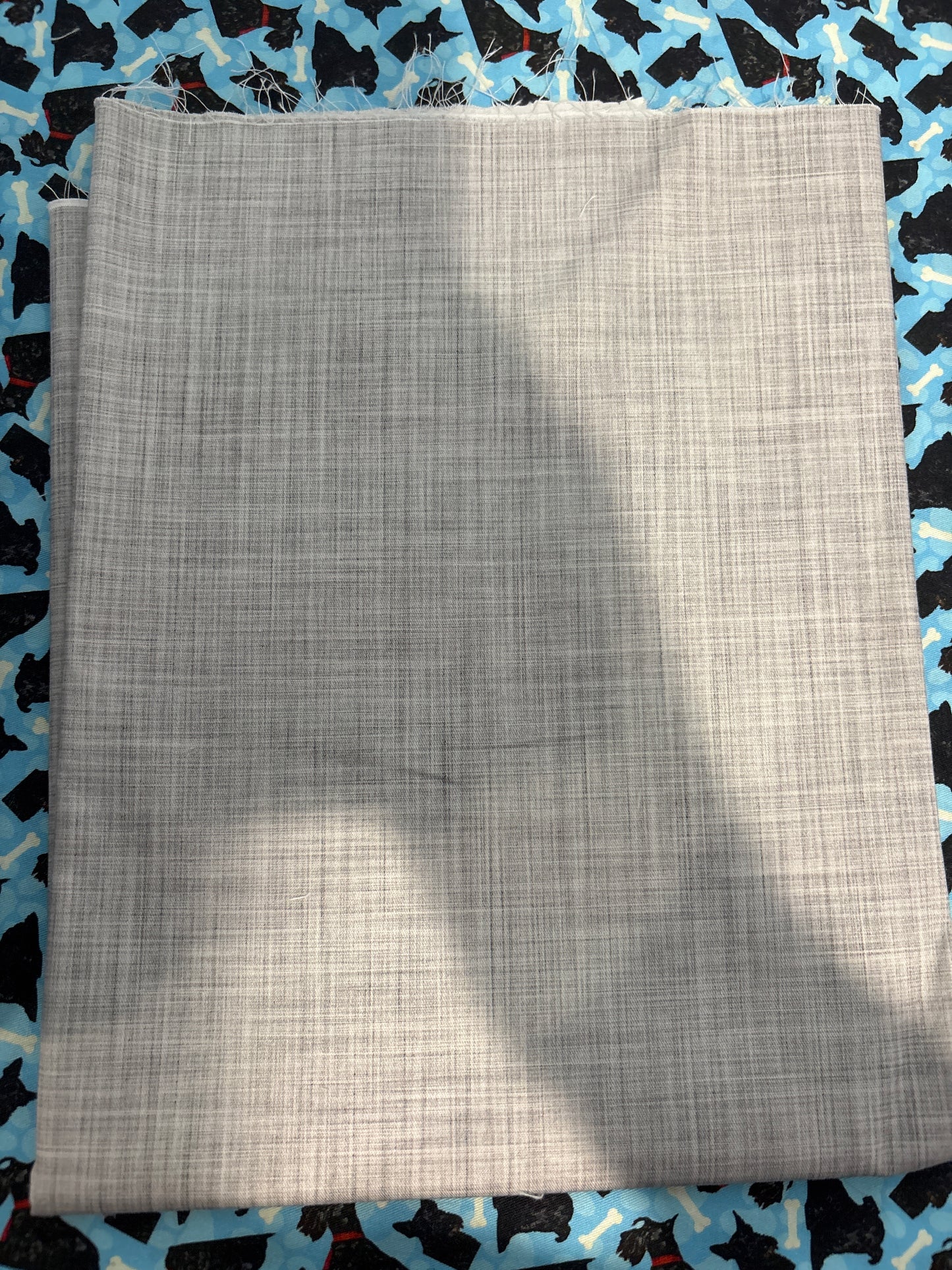 REMNANT: Grey linen look WOVEN