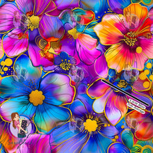Load image into Gallery viewer, AUGUST Pre-Order (1): Valerie Floral
